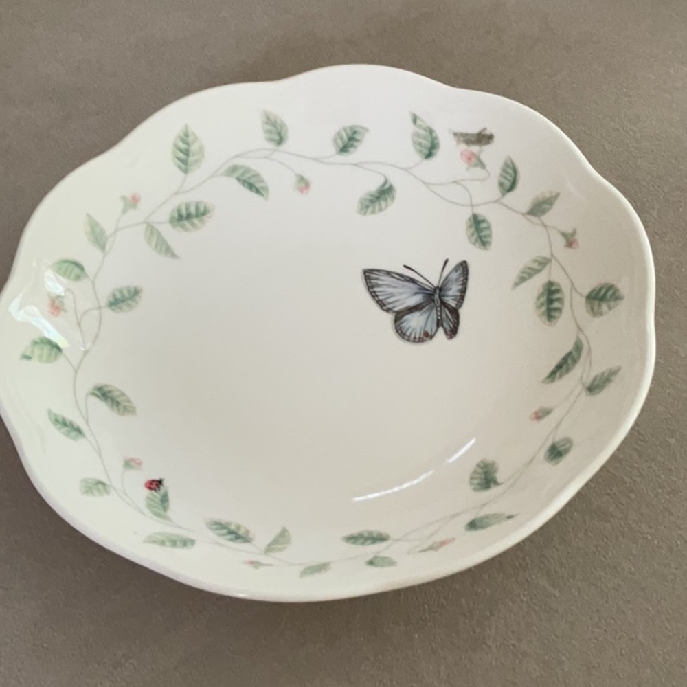 Lenox Butterfly Meadow 20 oz. Individual Pasta Bowl or side dish serving bowl.